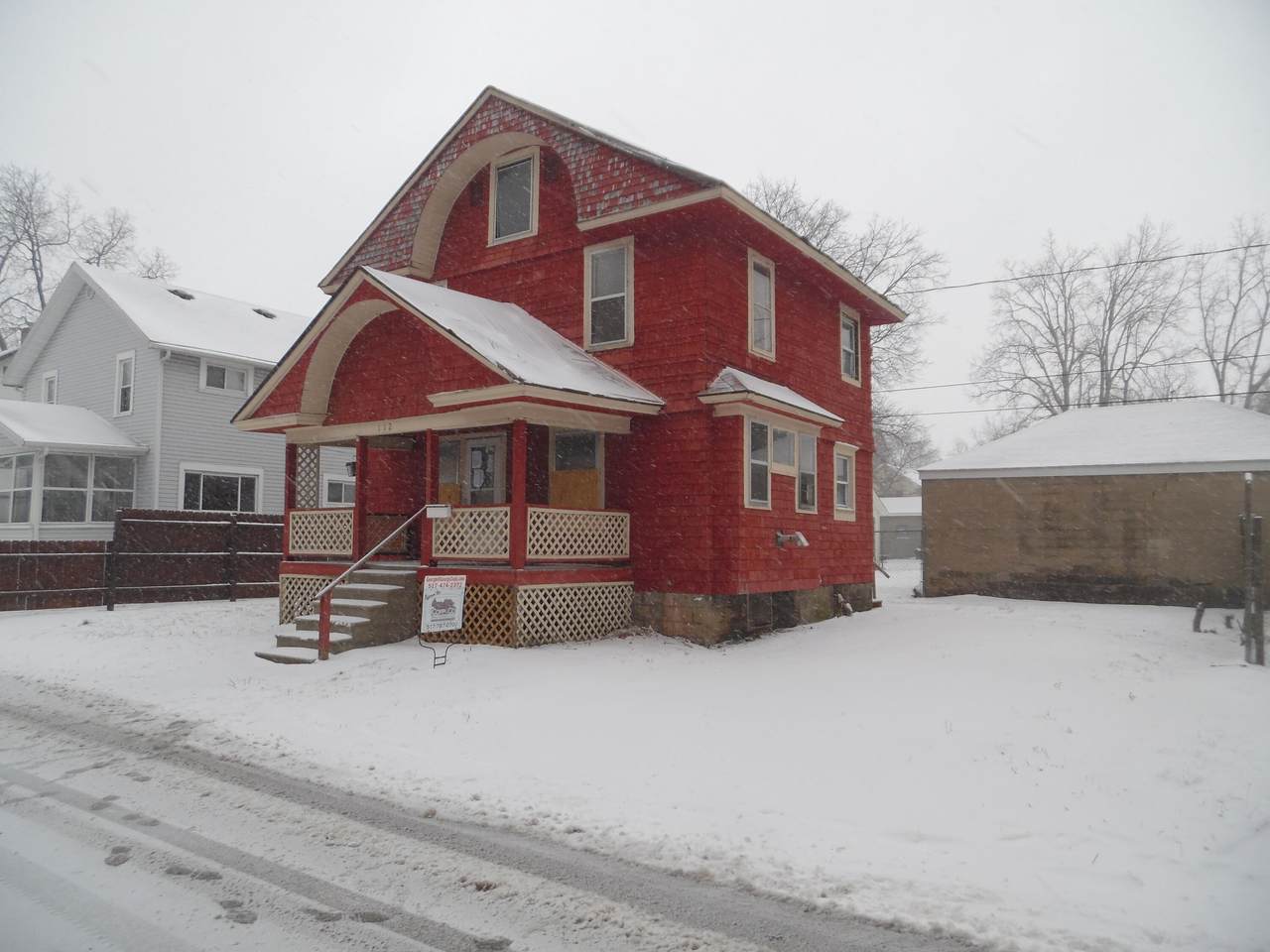 112 Lincoln Court - Photo 1