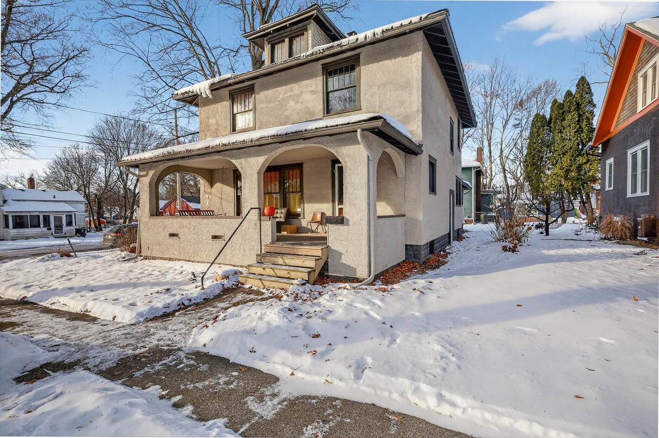 510 Clinton Street - Photo 1