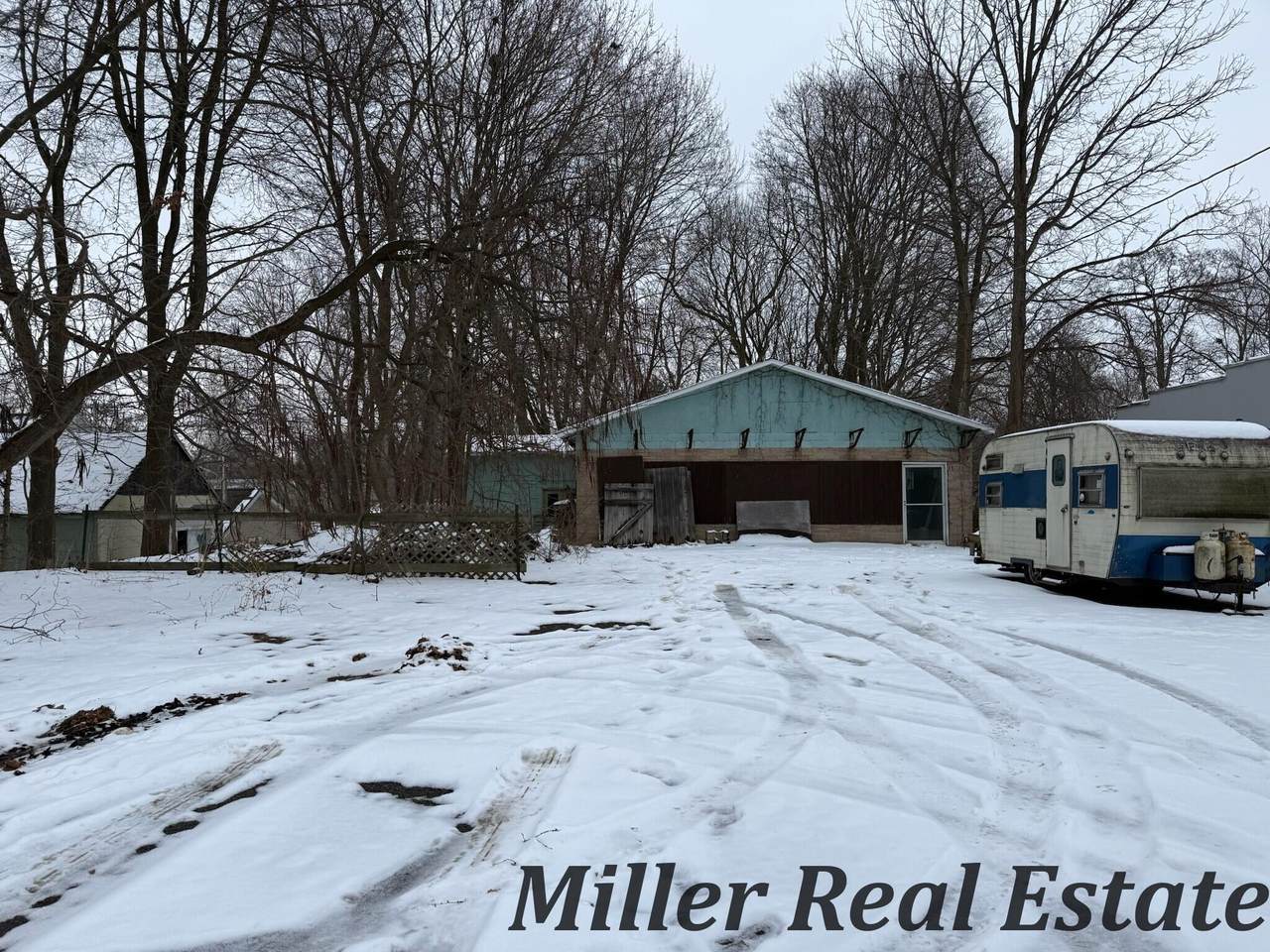 607 Michigan Avenue - Photo 1