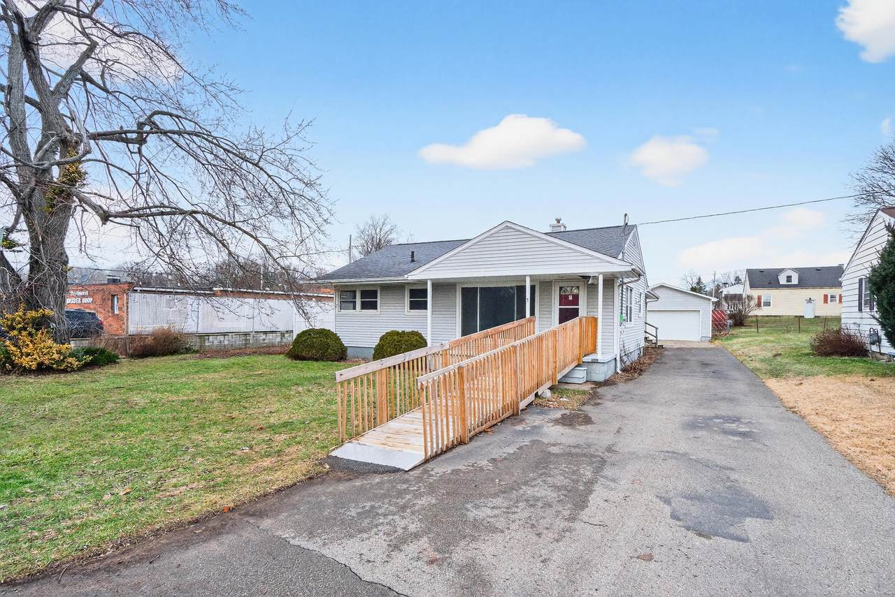 430 Peacock Walk - Photo 1