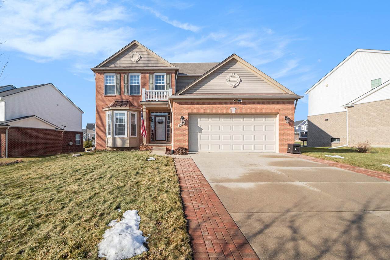 1983 Hunters Creek Drive - Photo 1