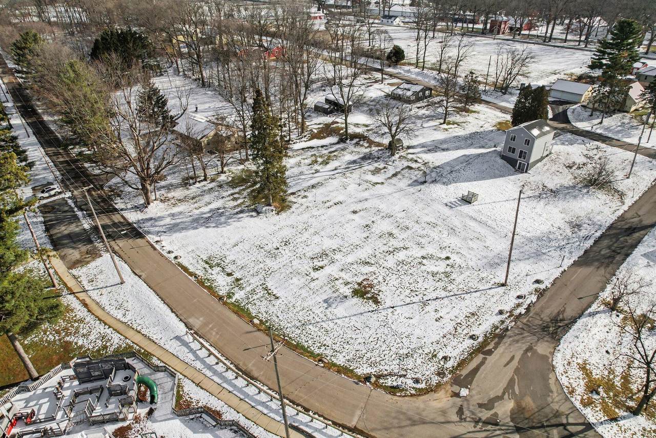 610 Montgomery Street - Photo 1