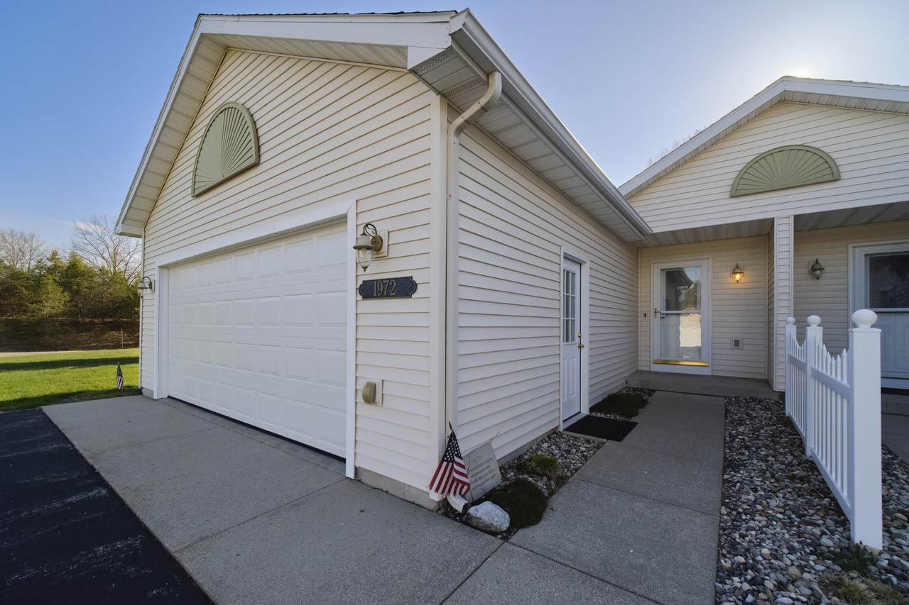 1972 Pine Ridge Drive - Photo 1