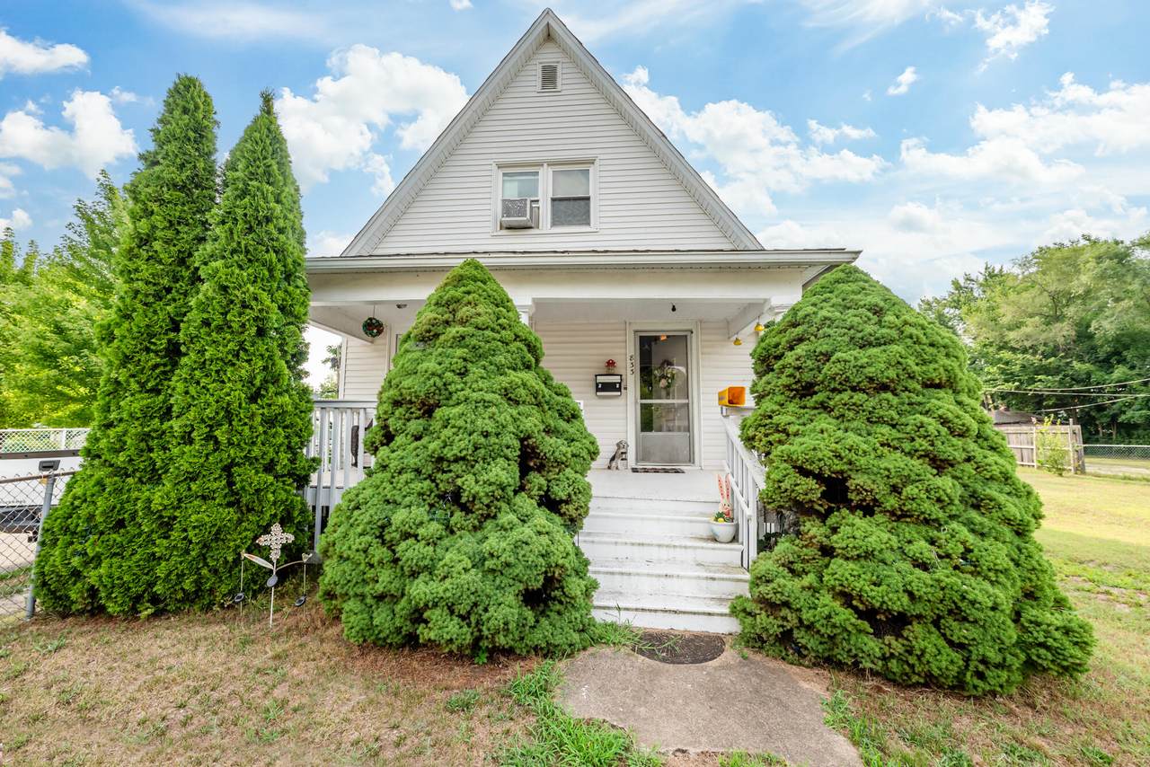 833 Pearl Street - Photo 1