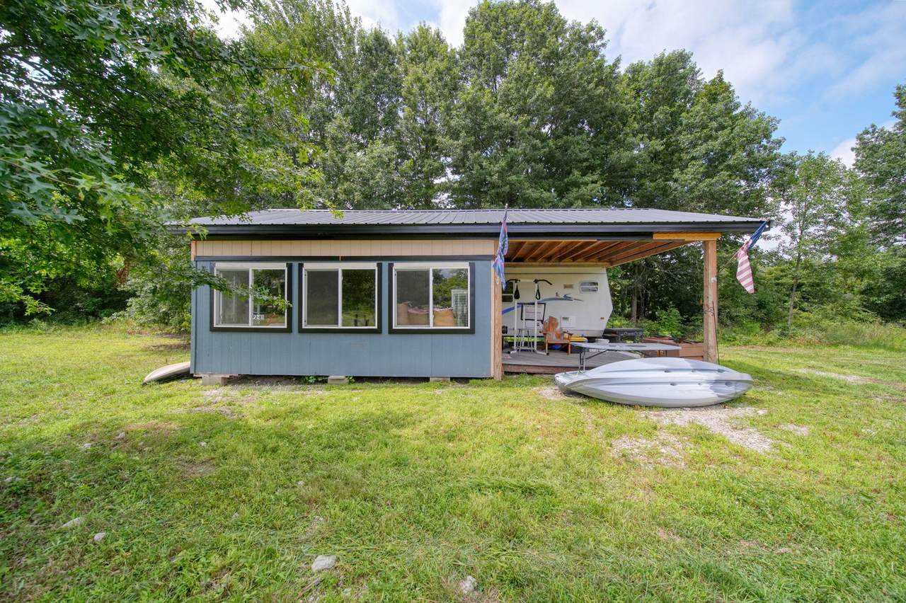 7433 Milan Oakville Road - Photo 1