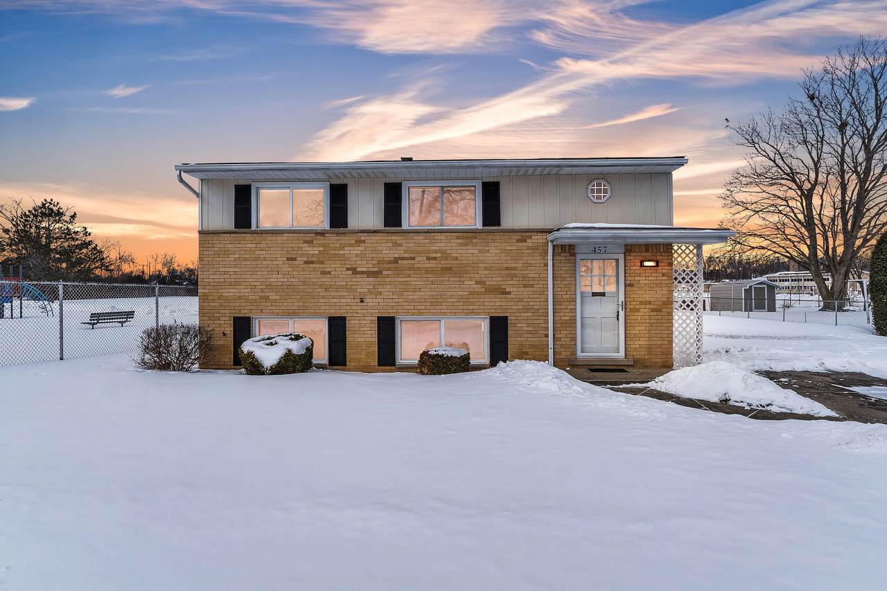 457 Donnalee Drive - Photo 1