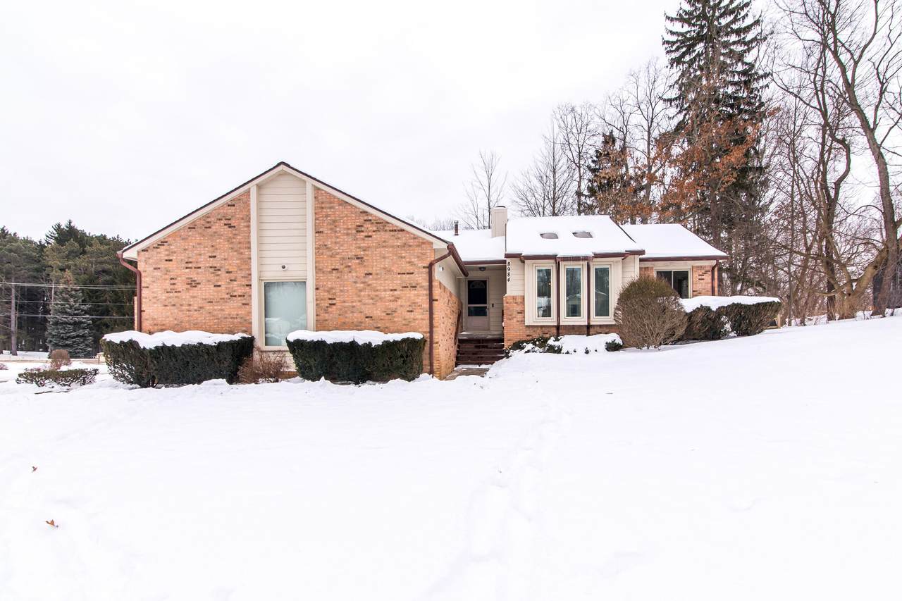 8984 Christine Drive - Photo 1