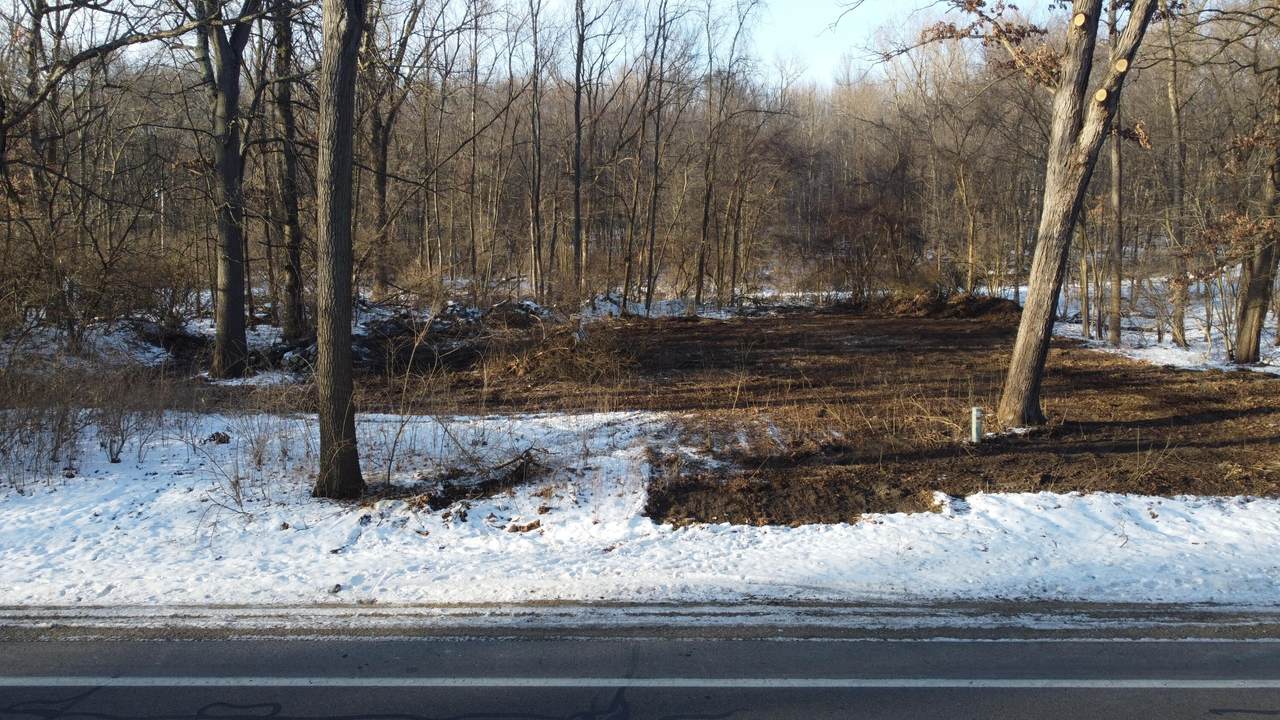 2963 Detroit Road - Photo 1