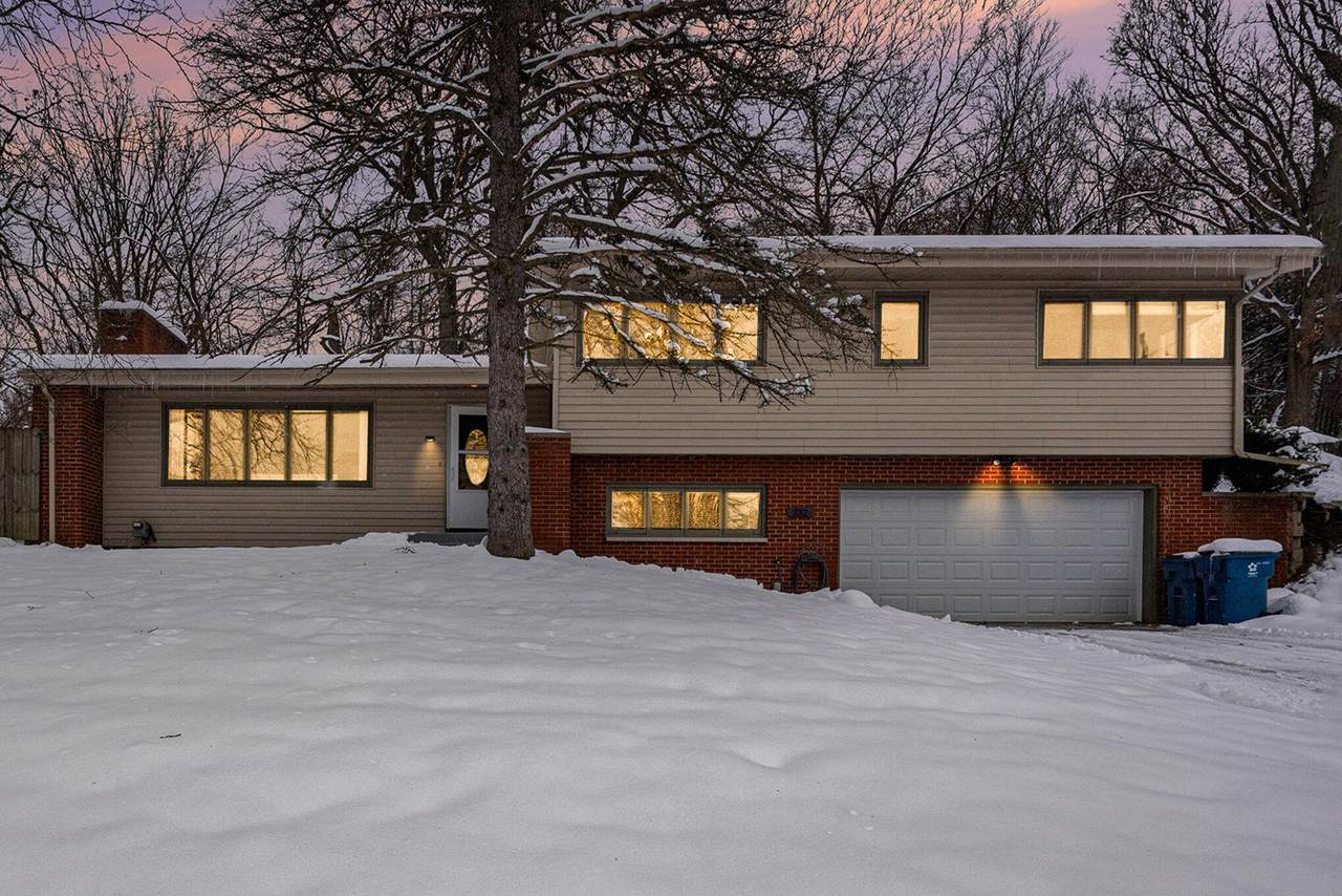 332 Espanola Avenue - Photo 1