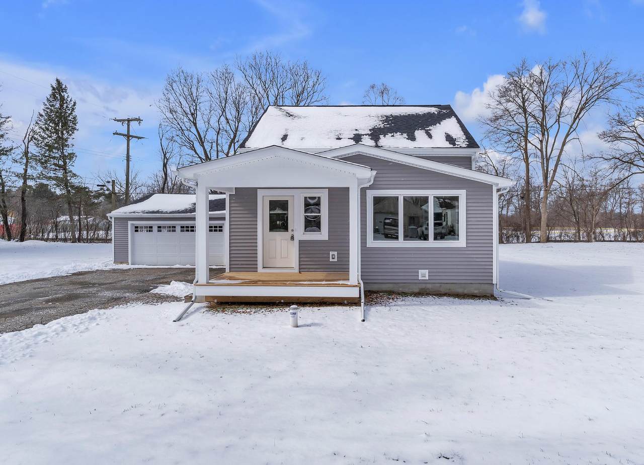 9045 Hillcrest Drive - Photo 1