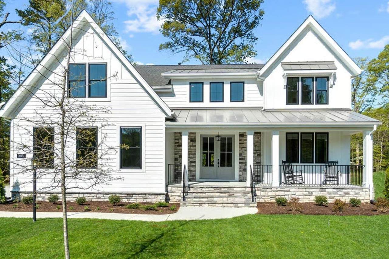 250 Center Street - Photo 1