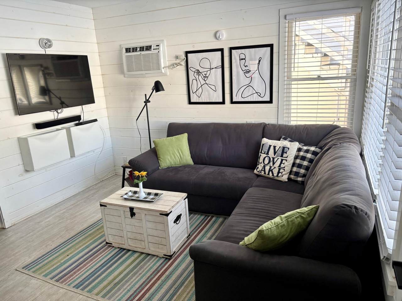 https://bt-photos.global.ssl.fastly.net/swmich/1280_boomver_1_26009587-2.jpg