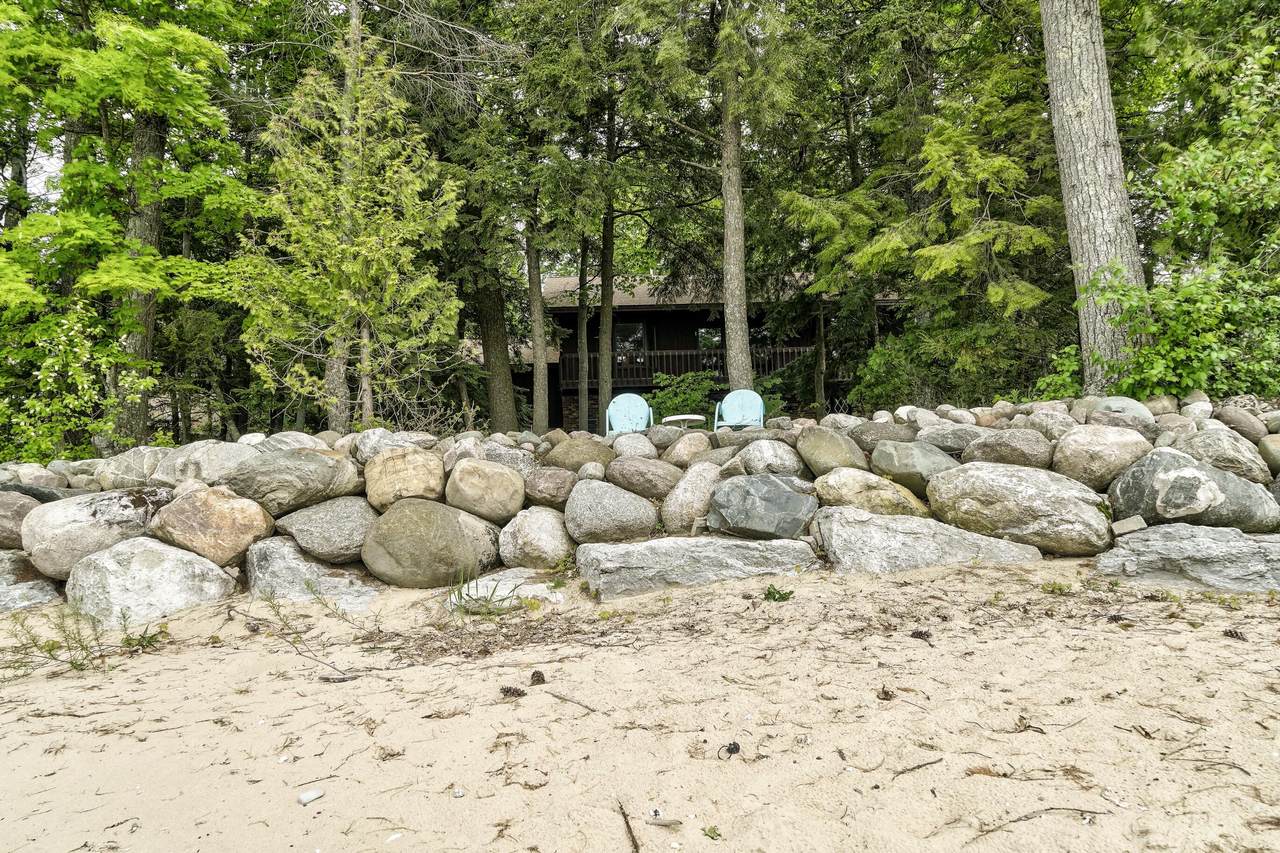 3929 Bay Valley Drive - Photo 1