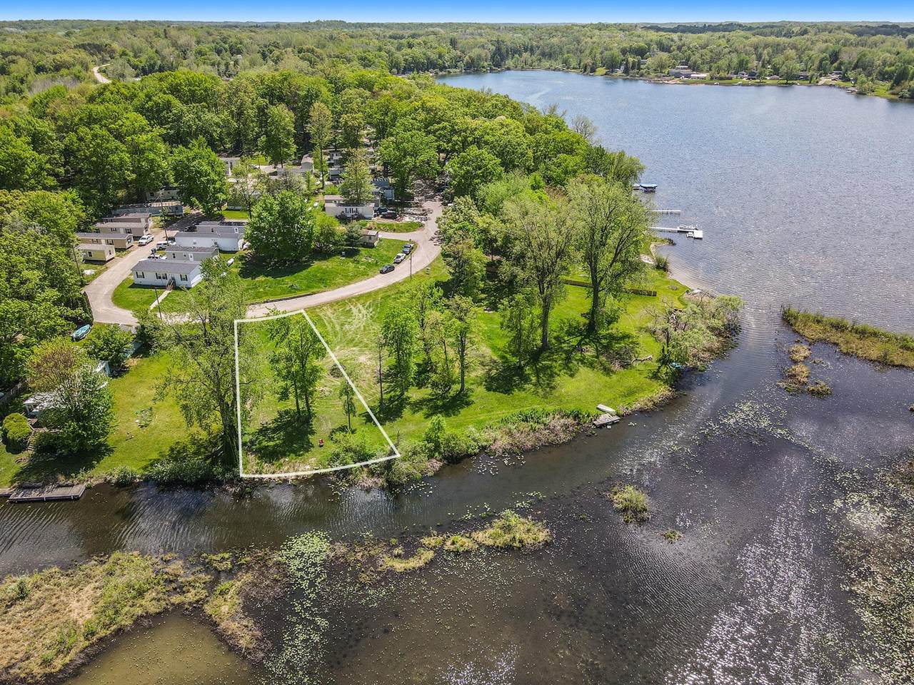  277 Lakeside Drive - Photo 1