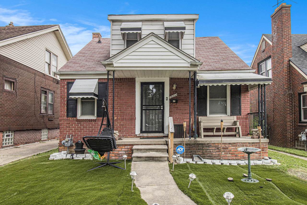 19312 Goulburn Avenue - Photo 1