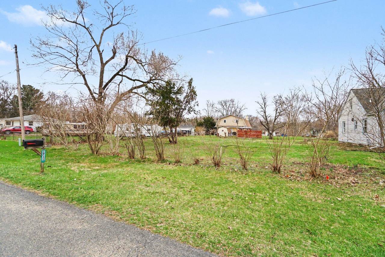 V/L Stonecrest Avenue - Photo 1