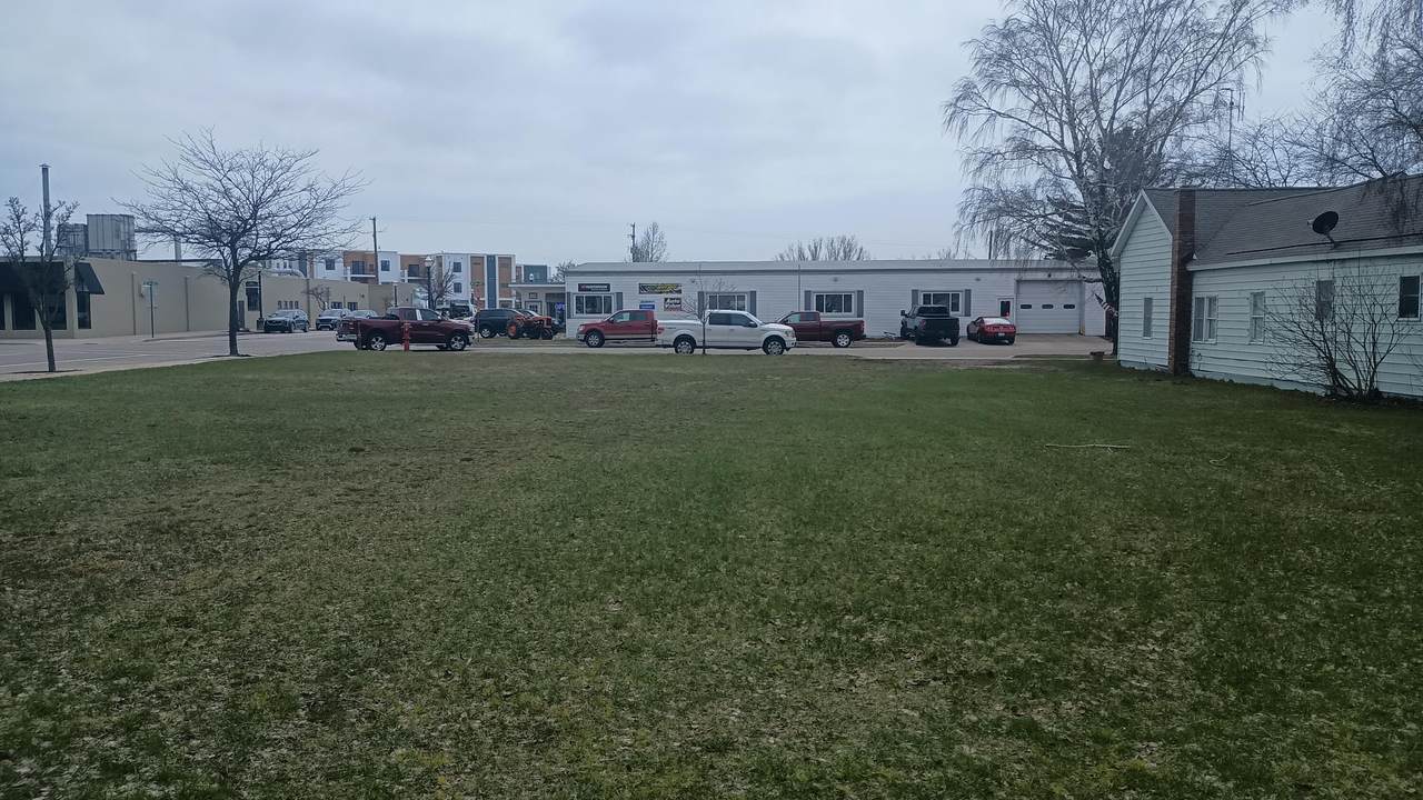 https://bt-photos.global.ssl.fastly.net/swmich/1280_boomver_1_26015161-2.jpg