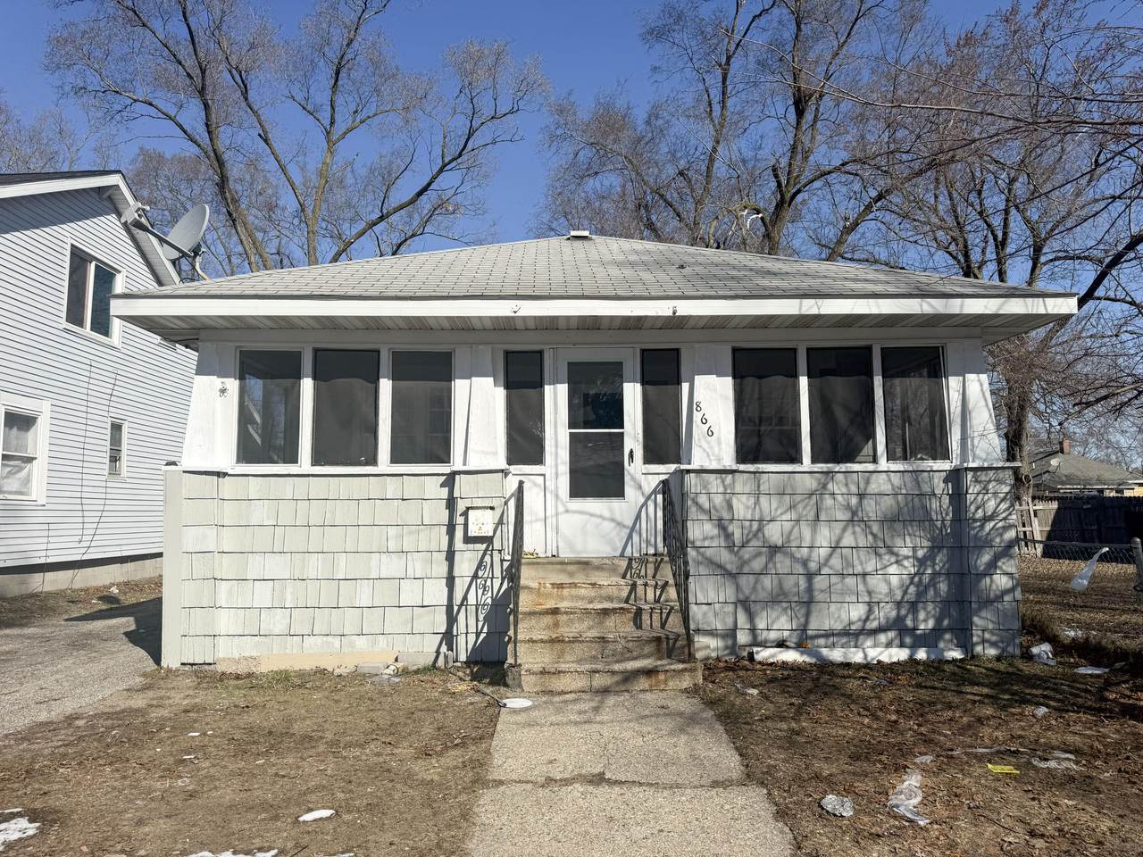 866 Fleming Avenue - Photo 1