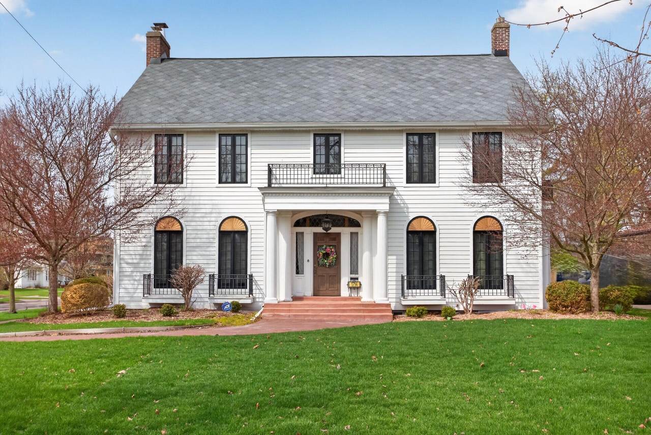 1714 4th Street - Photo 1