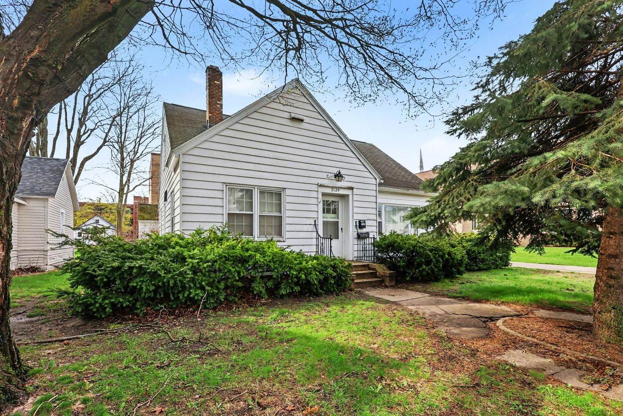 2129 Miner Avenue - Photo 1
