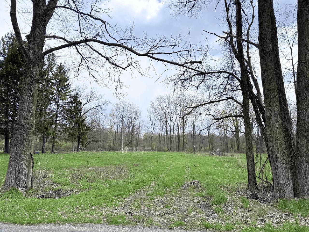 52151 Finch Road - Photo 1