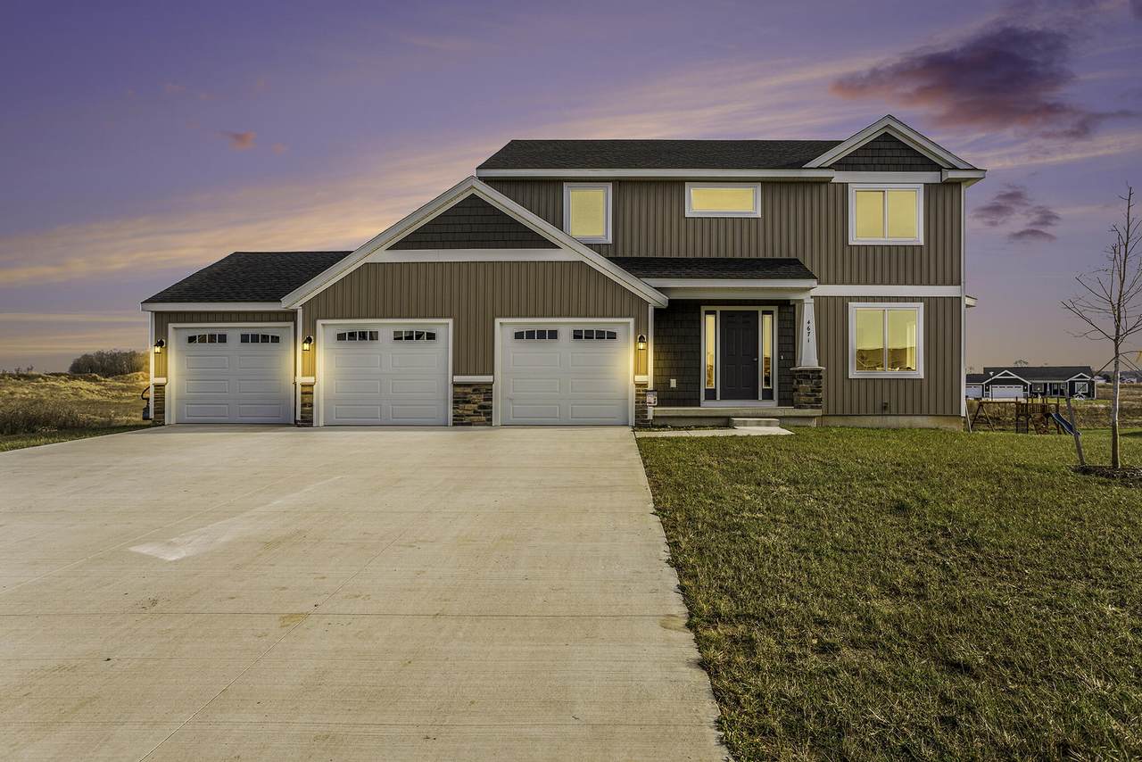 233 Warbler Drive - Photo 1