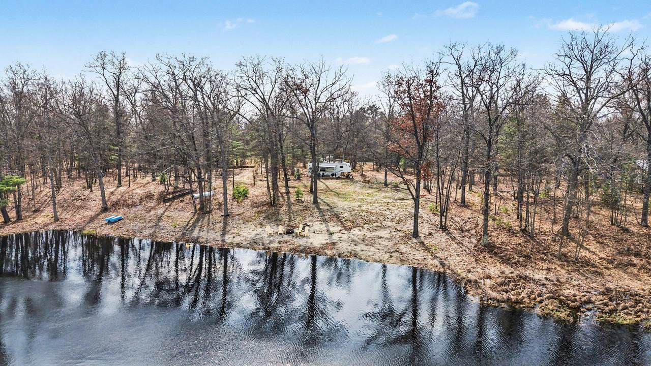 10746 Beaver Trail - Photo 1