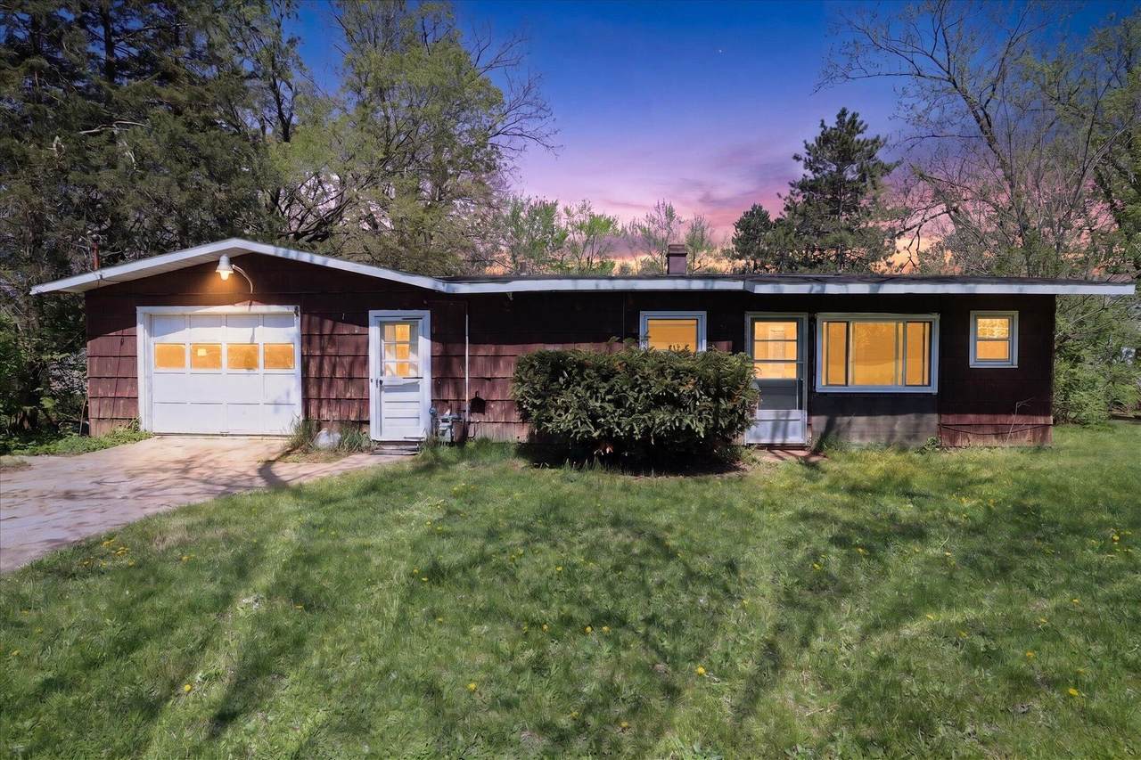 1333 Florence Avenue - Photo 1