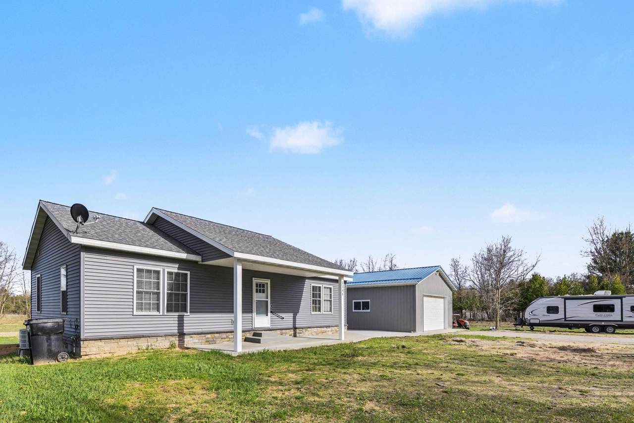 2346 Madison Road - Photo 1