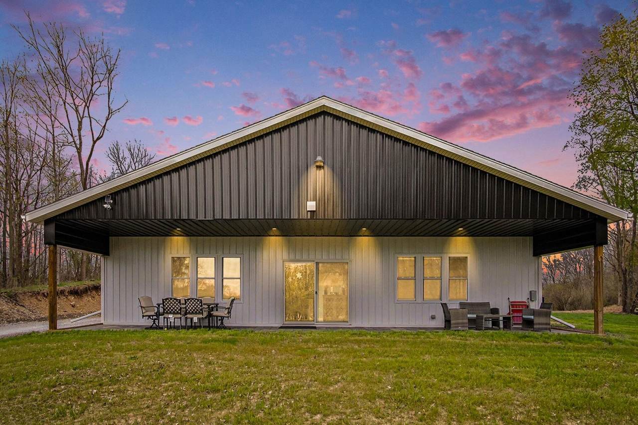 2545 Lorraine Drive - Photo 1