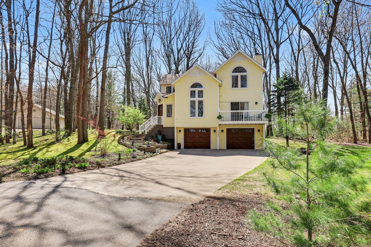 3330 Clearview Lane - Photo 1