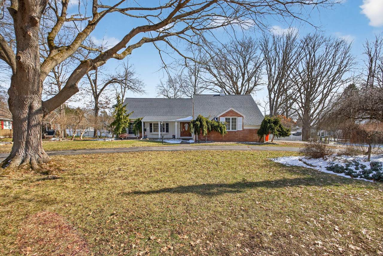 3825 Walmont Road - Photo 1