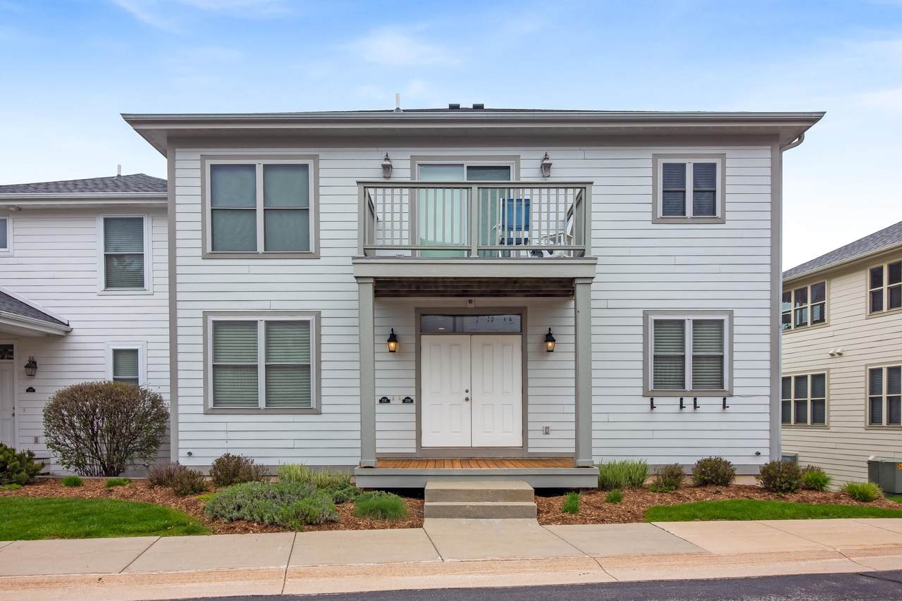 211 Garden Terrace - Photo 1