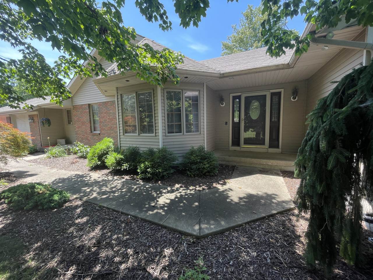 8335 Byron Garden Drive - Photo 1