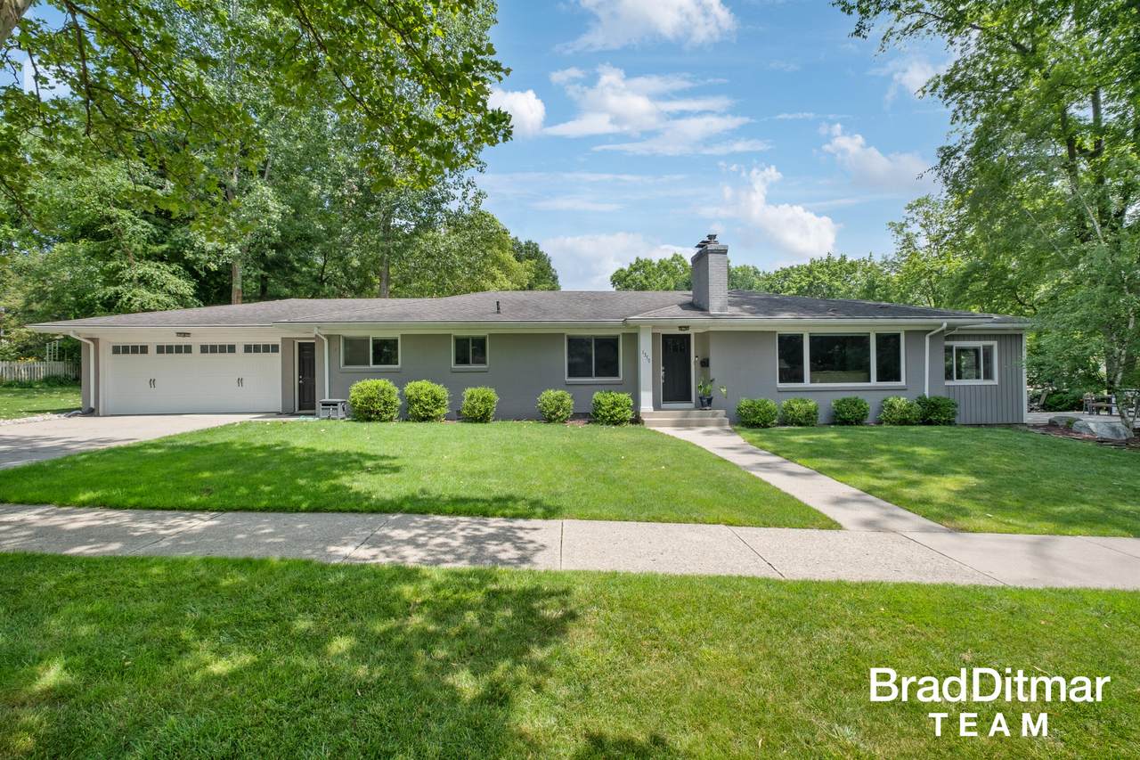 1350 Lake Grove Avenue - Photo 1