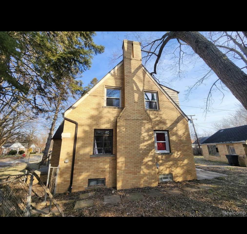 15646 Saratoga Avenue - Photo 1