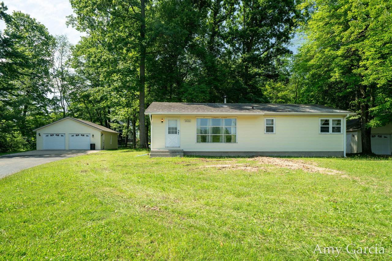 3530 11 Mile Road - Photo 1