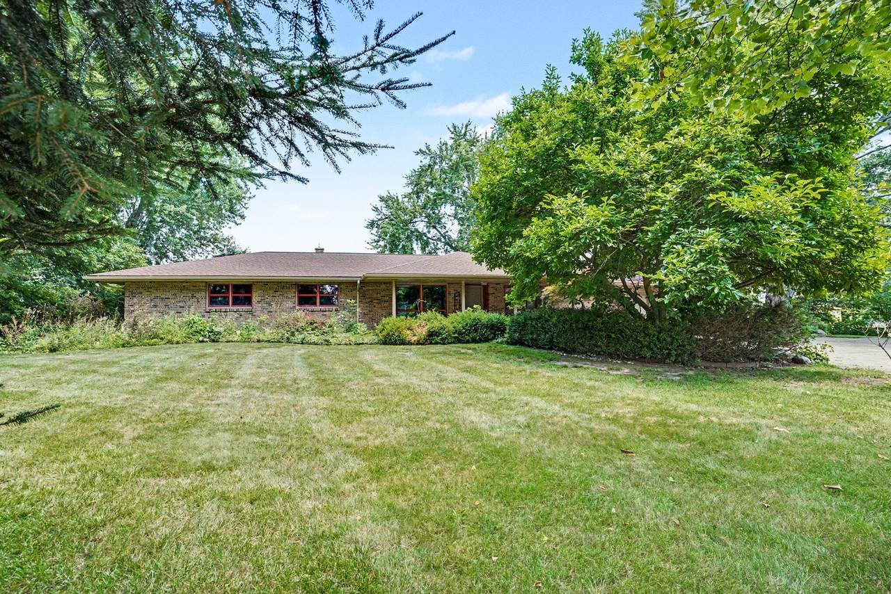 1049 Lincoln Road - Photo 1
