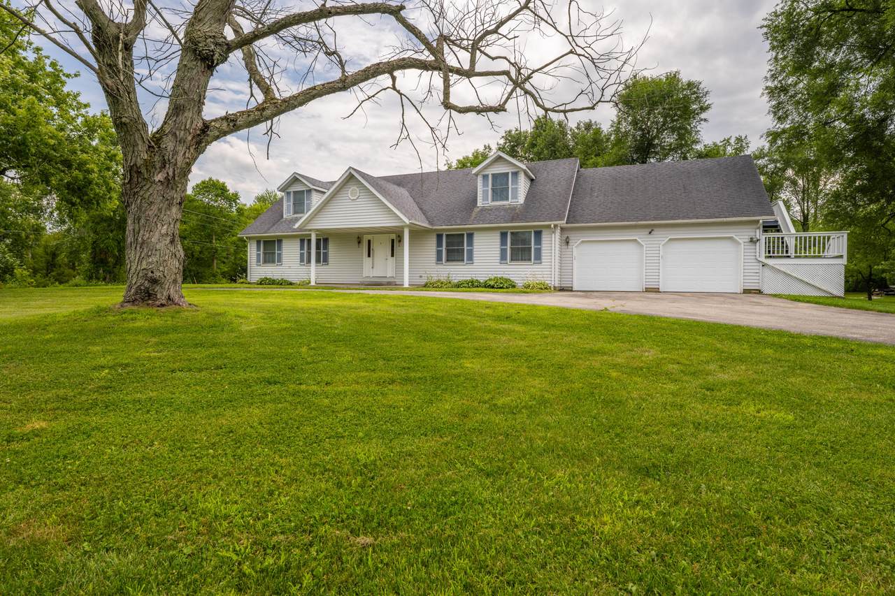8535 Eau Claire Road - Photo 1