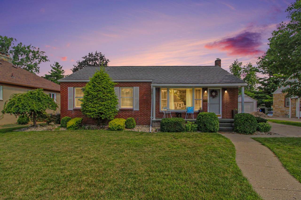 229 Spink Street - Photo 1