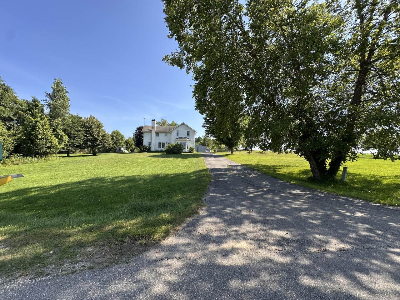 5372 8th - Photo 1