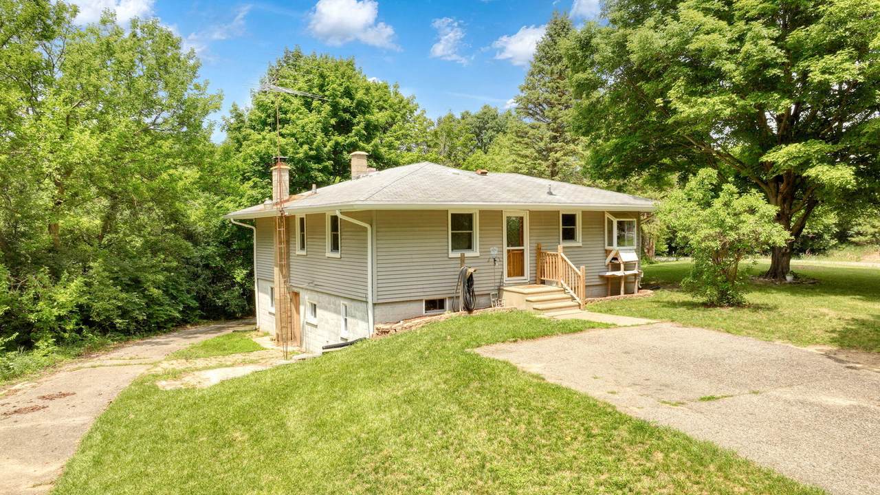 3930 Hoyer Road - Photo 1