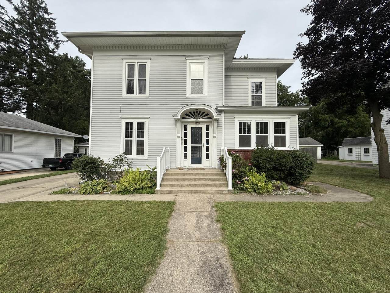 106 Hamilton Street - Photo 1
