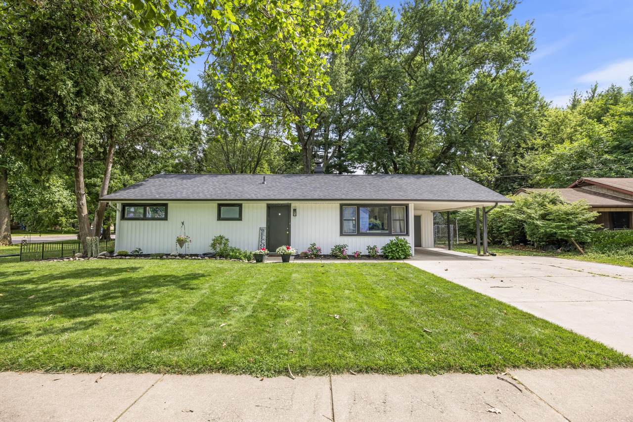 113 Hughes Street - Photo 1