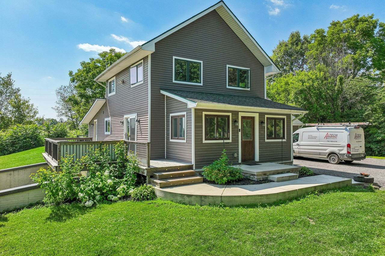10120 Noggles Road - Photo 1