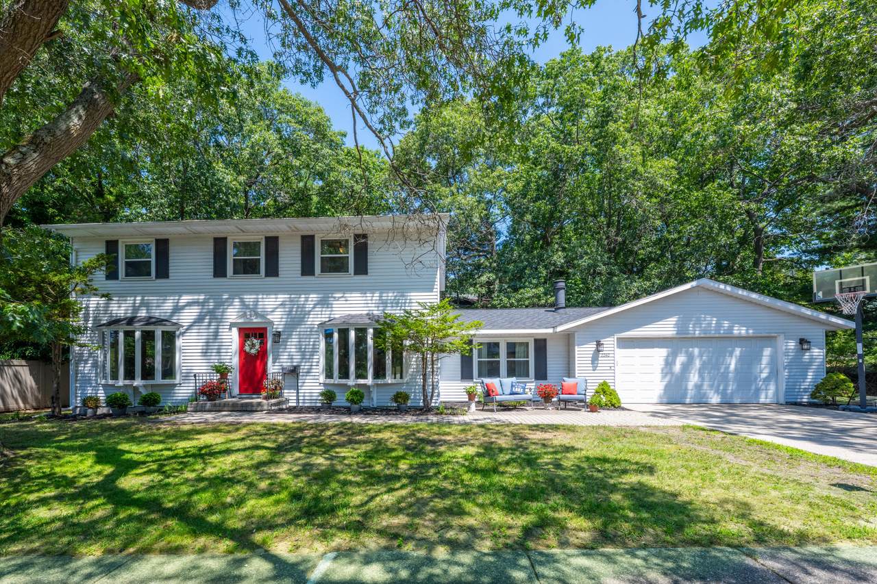 2240 Pleasant Hill Drive - Photo 1