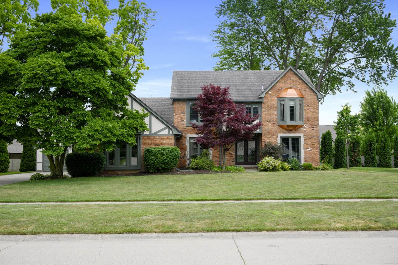12402 Watkins Drive - Photo 1