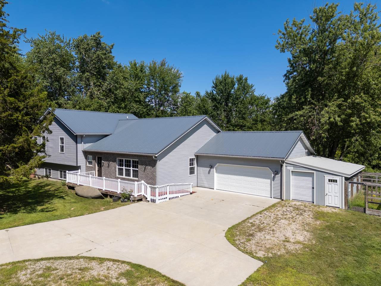 449 Blue Star Highway - Photo 1