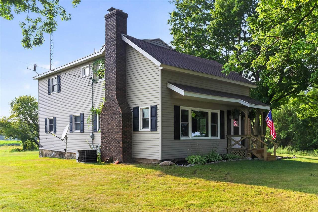 6700 Foster Road - Photo 1