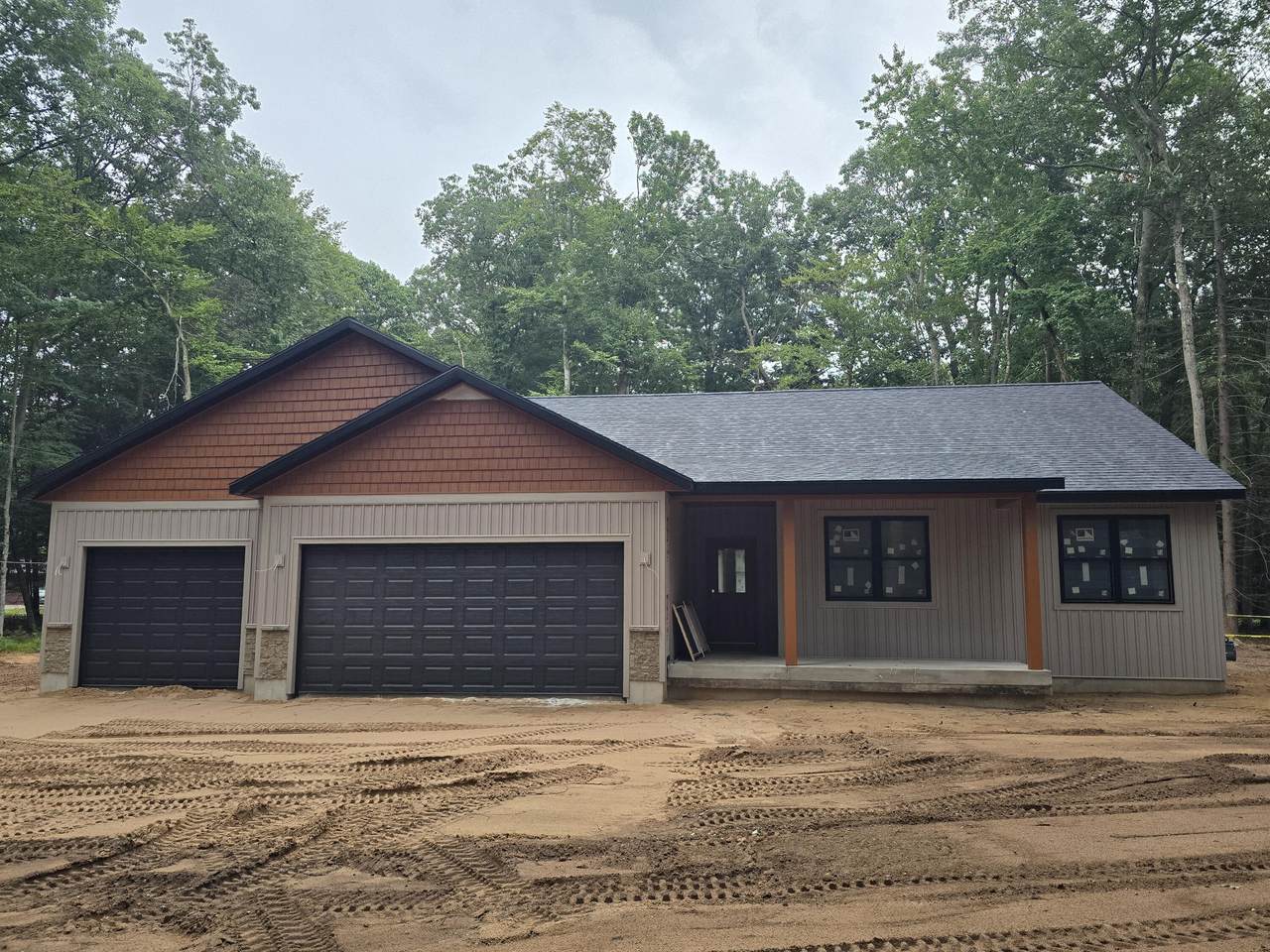 918 Scenic Drive - Photo 1